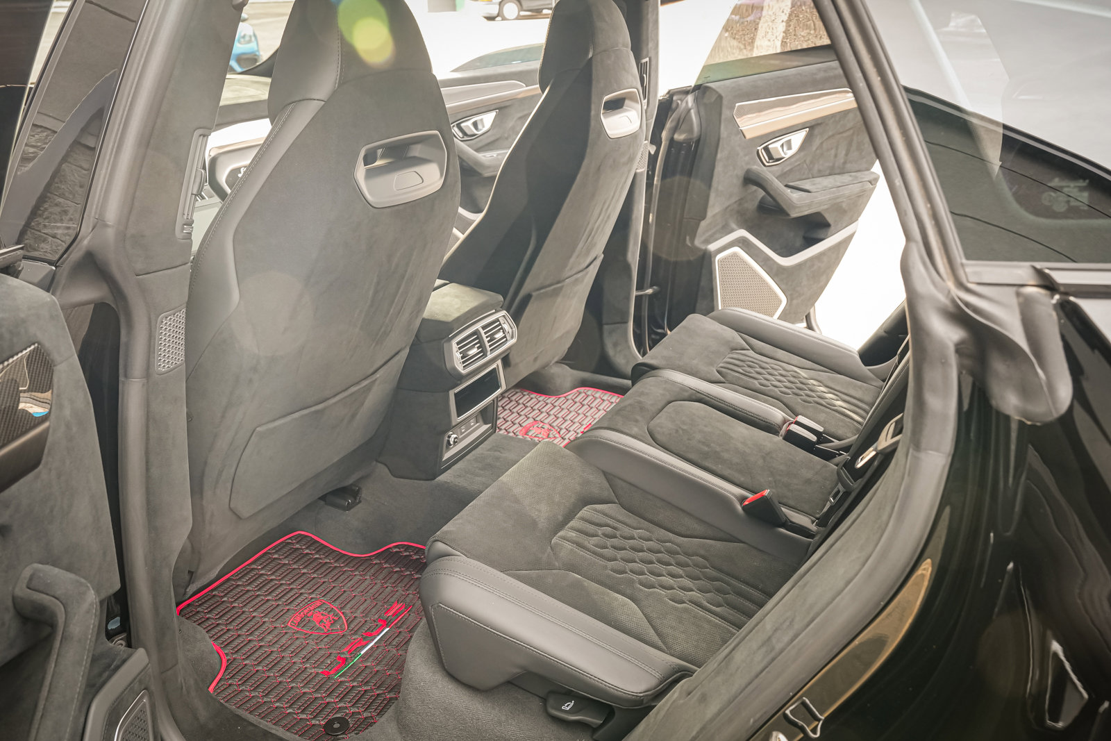 Used 2024 Lamborghini Urus Performante image 20