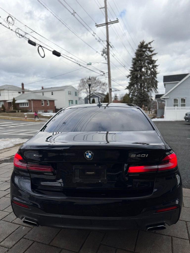 Used 2018 BMW 540i xDrive image 5