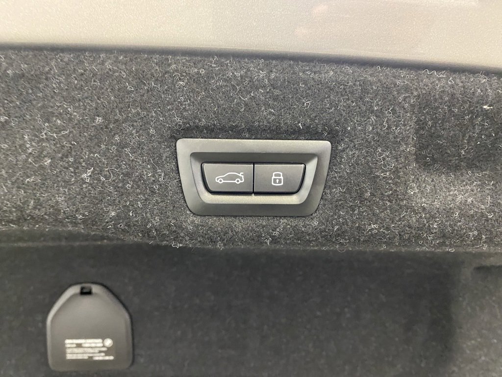 Used 2024 BMW 530i image 10