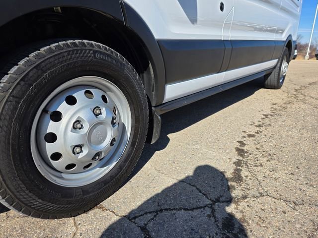 Used 2024 Ford Transit 350 XLT image 33