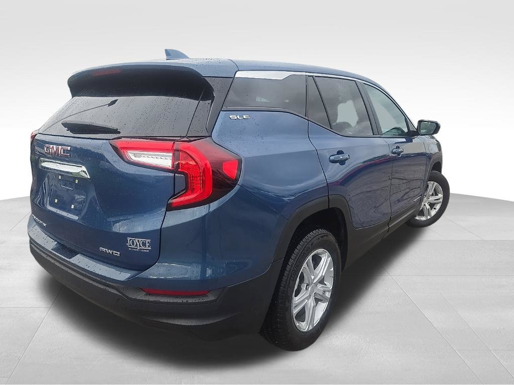 Certified 2024 GMC Terrain SLE AWD/4WD image 5