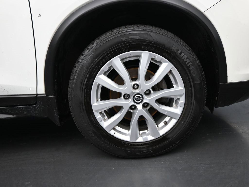 Used 2020 Nissan Rogue S w/ Special Edition Package image 10