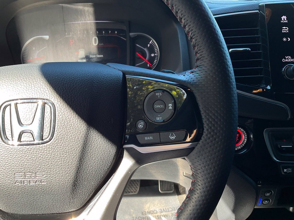 Used 2024 Honda Passport Black Edition image 12