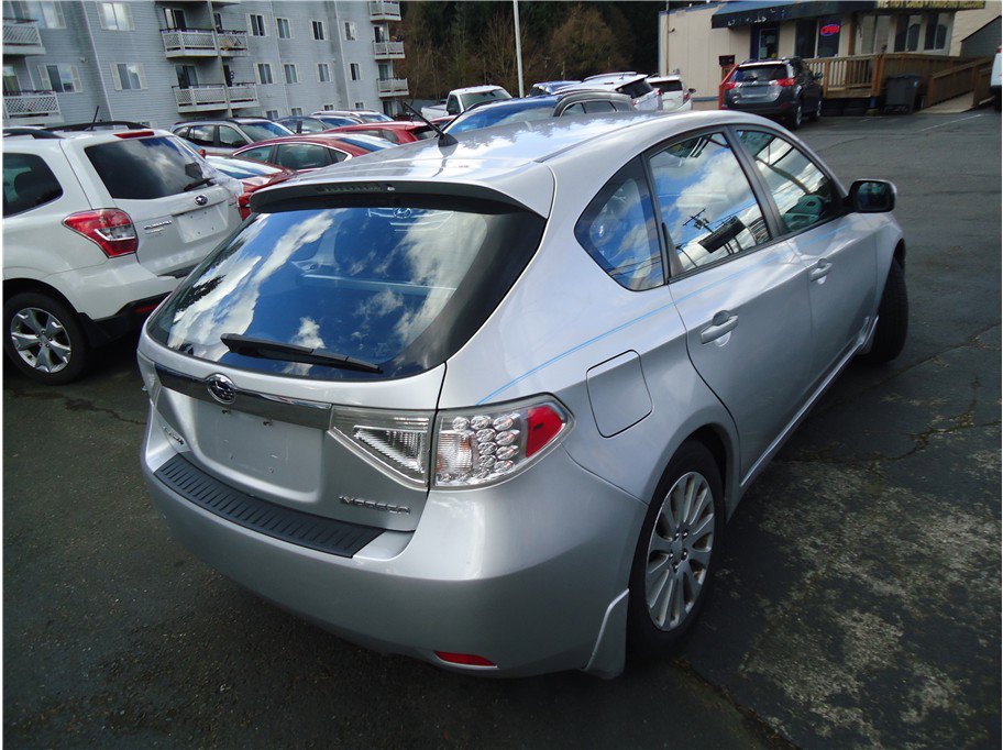 Used 2010 Subaru Impreza 2.5i Premium AWD/4WD image 5