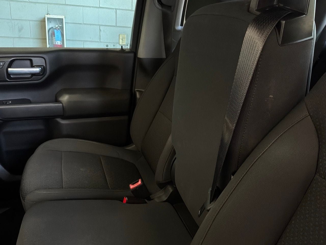 Used 2020 Chevrolet Silverado 1500 Custom w/ Custom Value Package RWD image 11