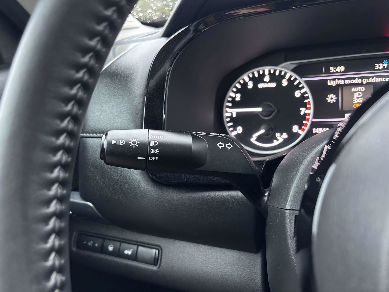 Used 2025 Nissan Pathfinder SL w/ SL Premium Package image 32