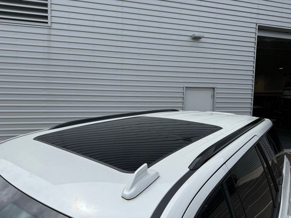 Used 2023 Cadillac Escalade Sport w/ Touring Package image 11