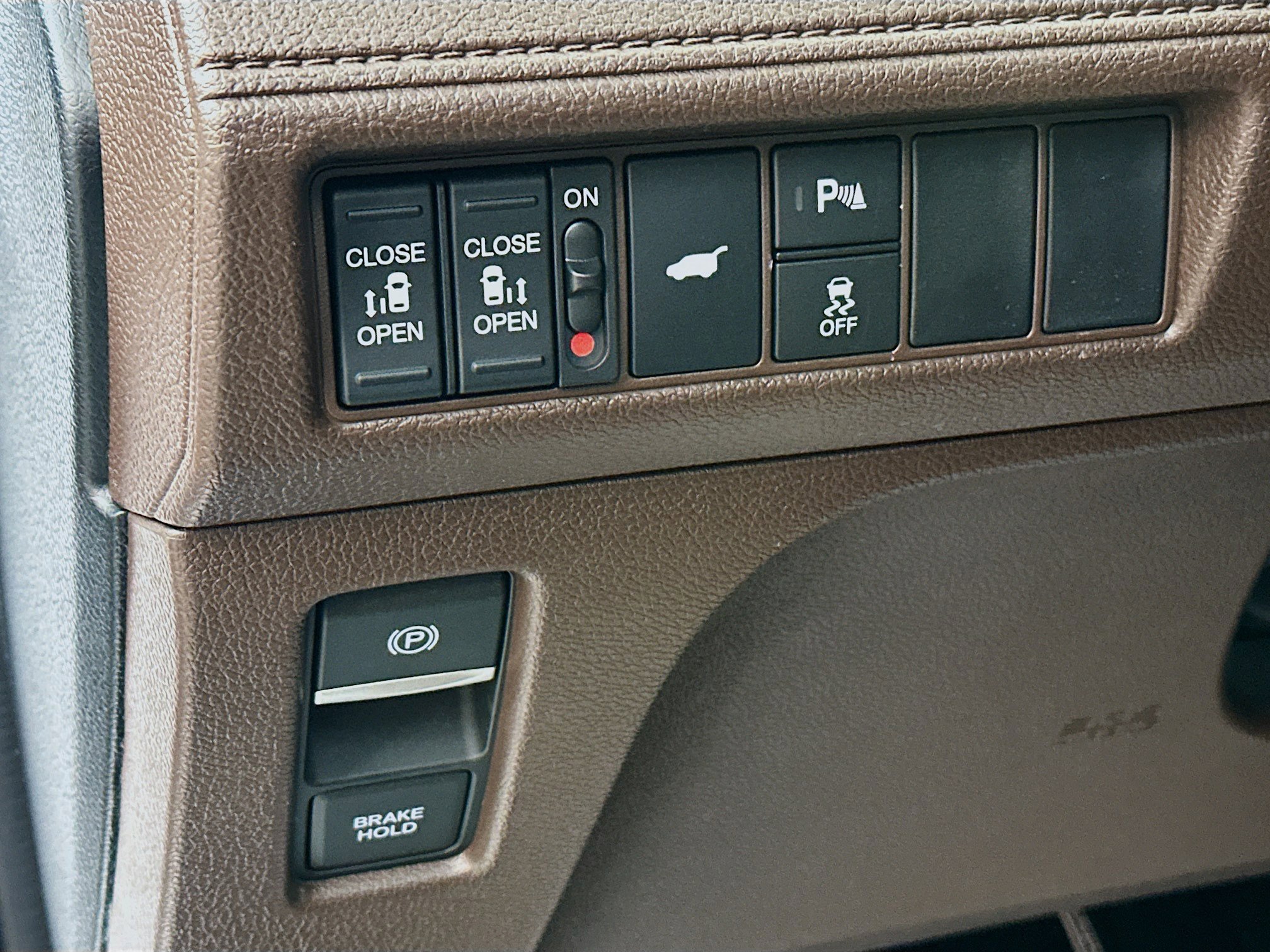 New 2026 Honda Odyssey Touring image 10