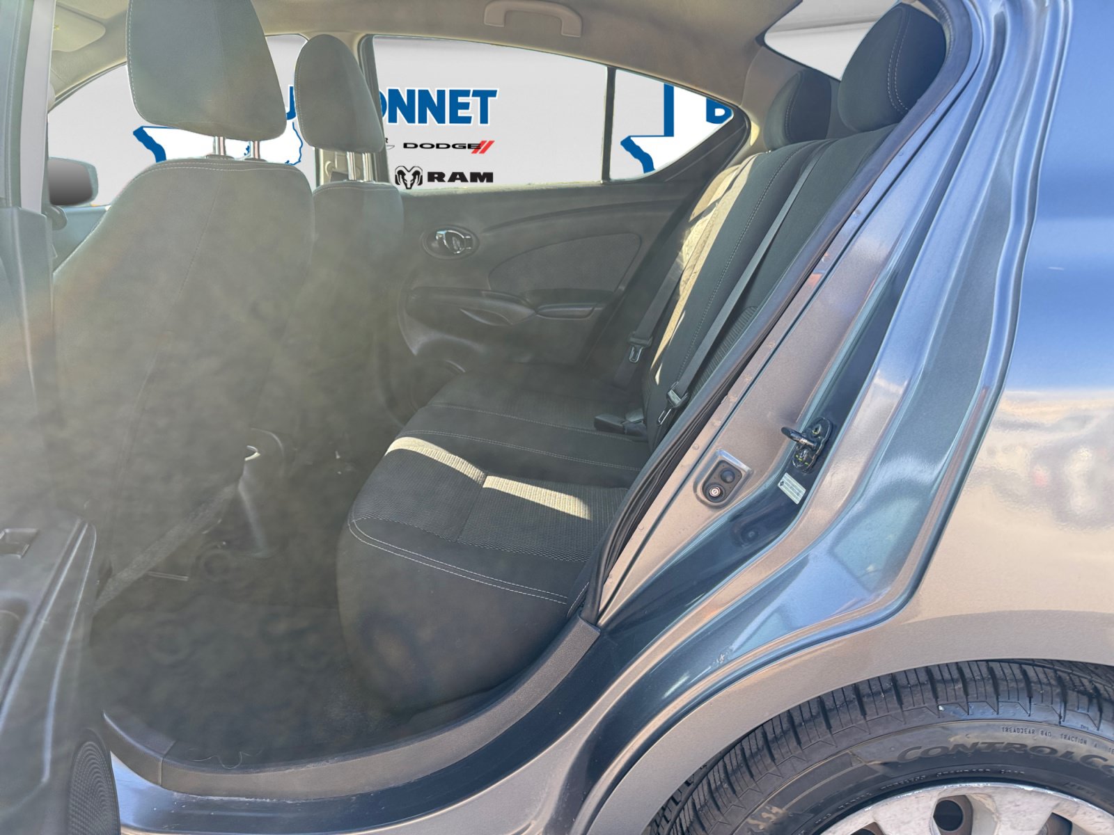 Used 2016 Nissan Versa SV FWD image 20