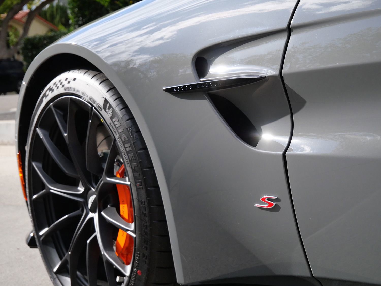 New 2026 Aston Martin V8 Vantage S image 9