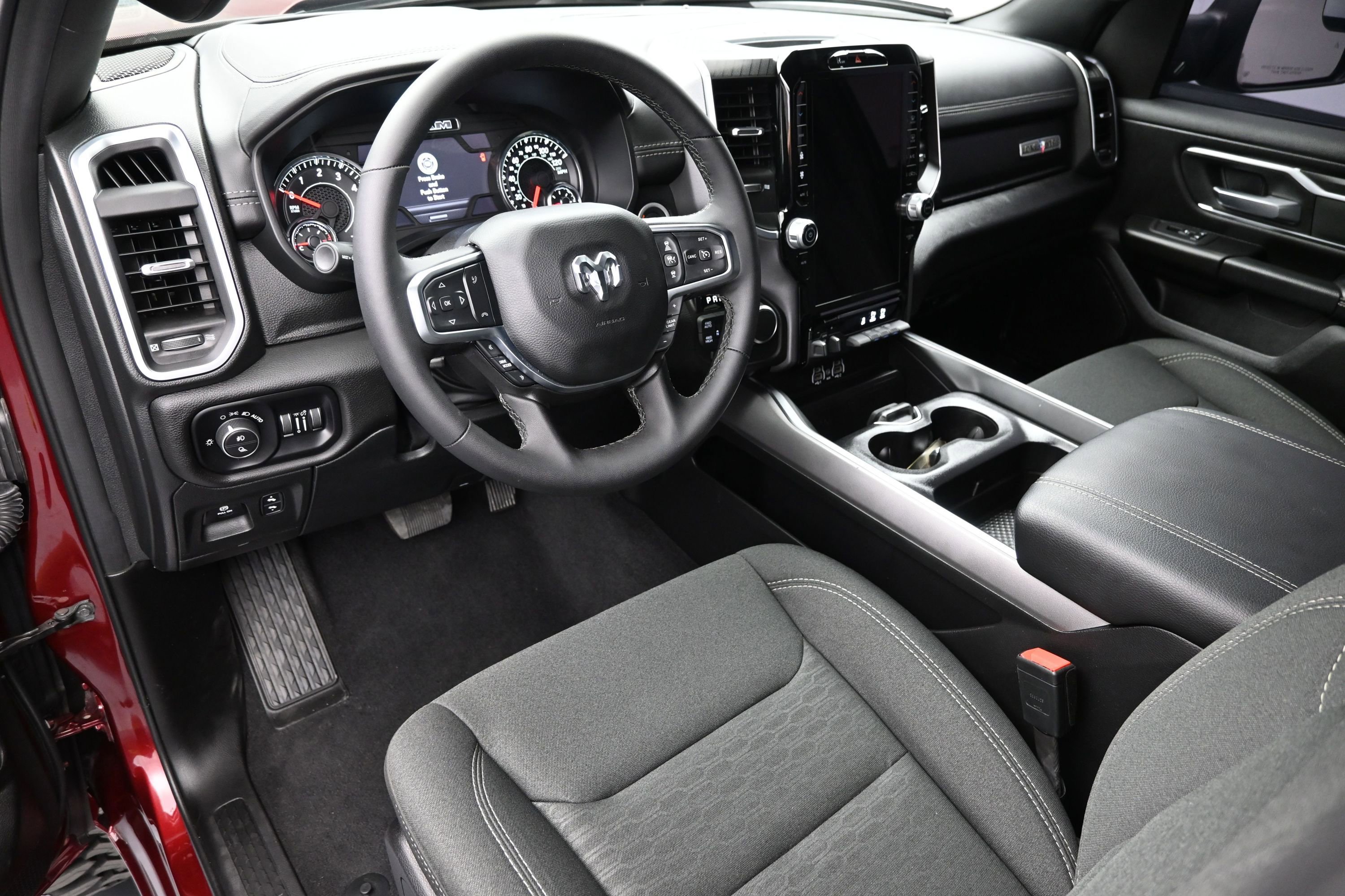 Used 2025 RAM 1500 Lone Star AWD/4WD image 22