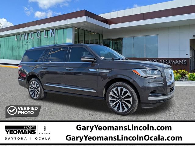 Used 2022 Lincoln Navigator L Reserve AWD/4WD image 1