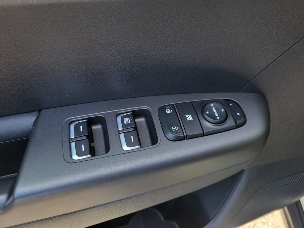 Certified 2022 Kia Sportage LX FWD image 17