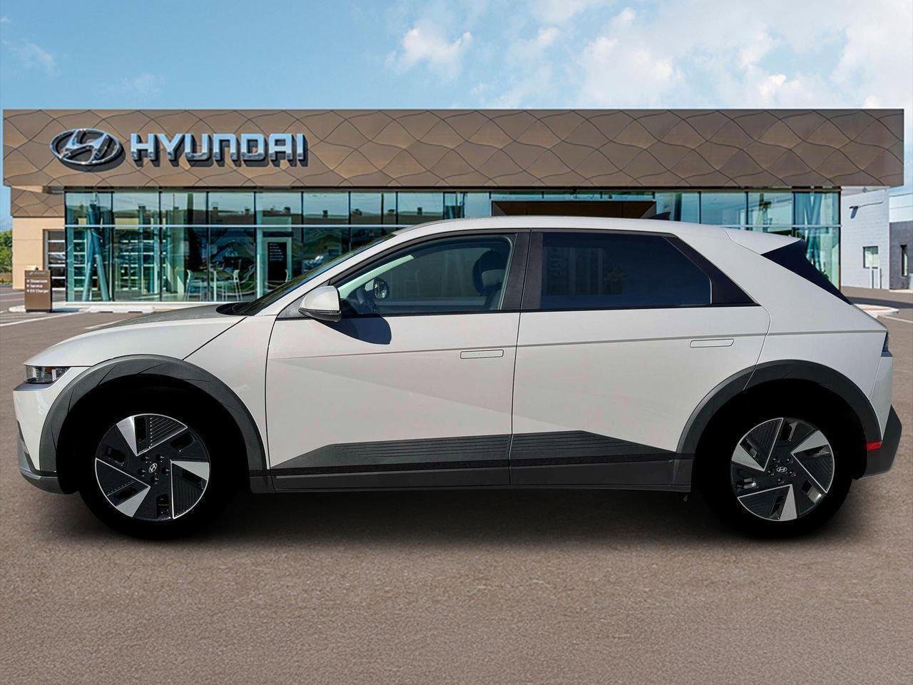 New 2026 Hyundai Ioniq 5 SEL AWD/4WD image 3