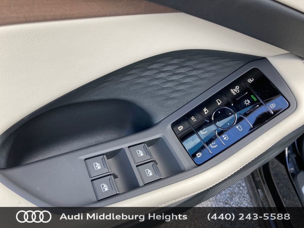 Used 2025 Audi A5 2.0T Prestige w/ 19" Wheel Package image 13