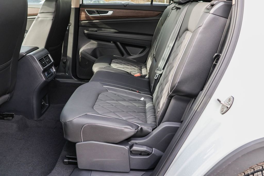 New 2026 Volkswagen Atlas SEL Premium R-Line AWD/4WD image 34