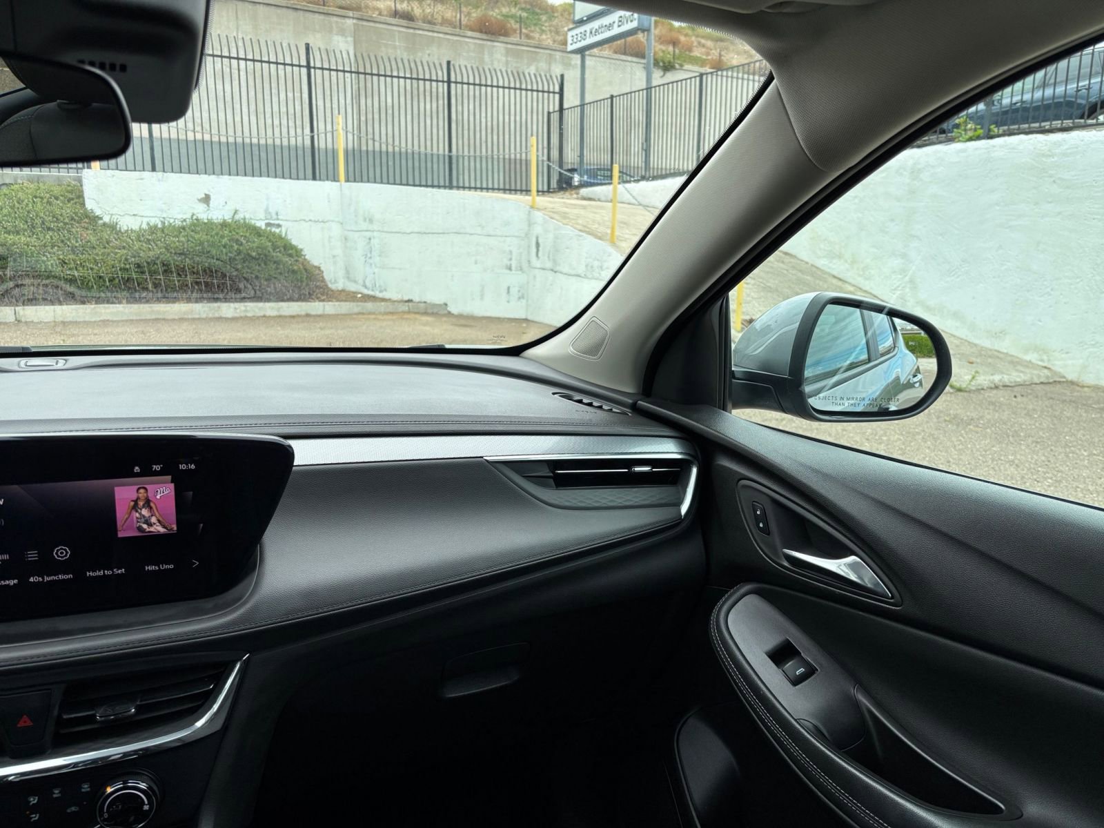Used 2025 Buick Encore GX Preferred FWD image 34
