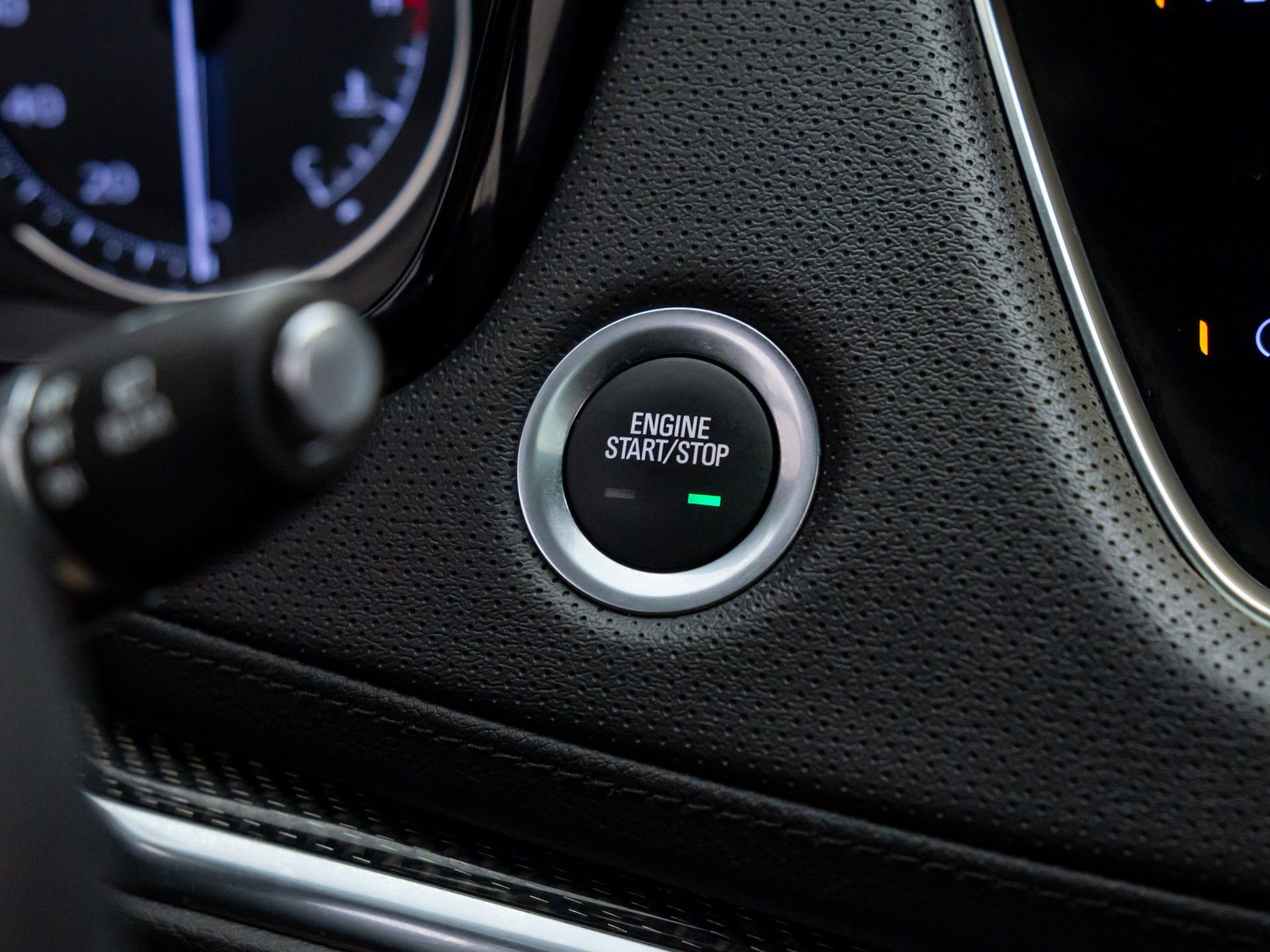 Certified 2022 Cadillac XT5 Sportv w/ LPO, Floor Liner Package image 23