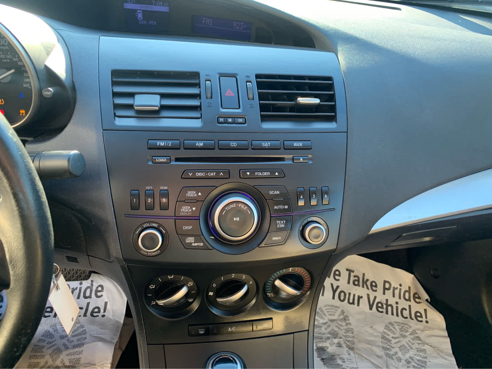 Used 2012 MAZDA MAZDA3 i Touring image 18