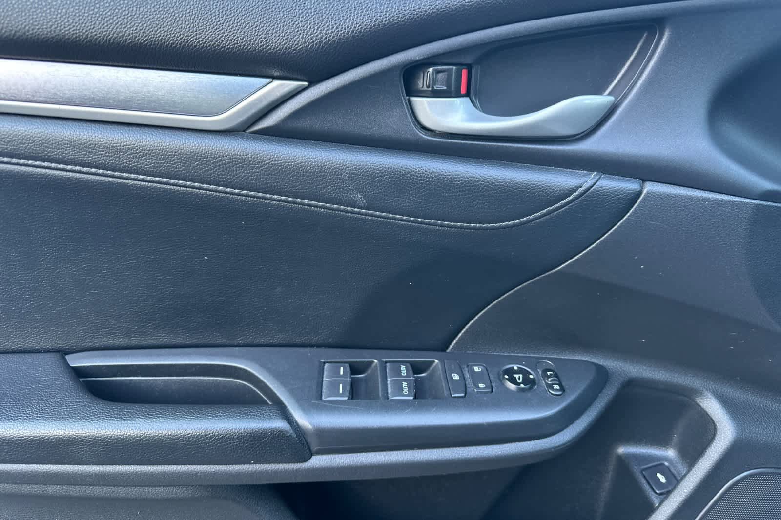 Used 2017 Honda Civic EX-L image 12