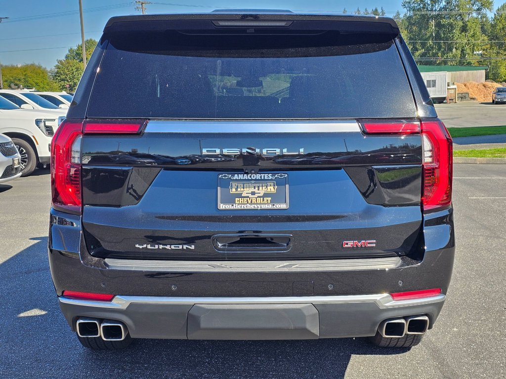 Used 2026 GMC Yukon XL Denali w/ Sun & Power Step Package AWD/4WD image 4