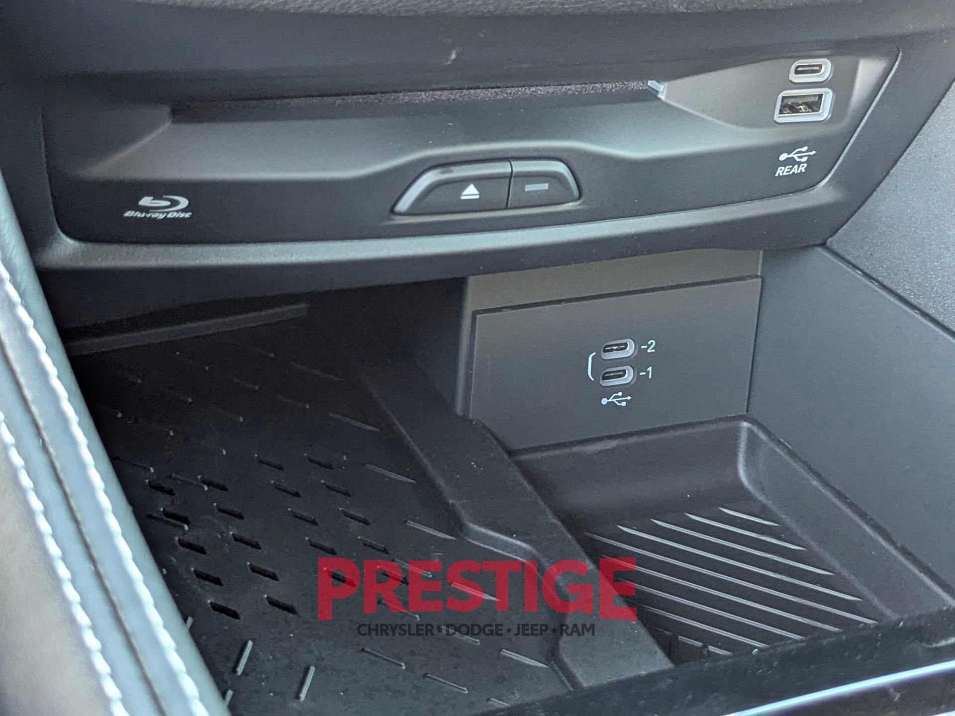 New 2026 Chrysler Pacifica Limited AWD/4WD image 22