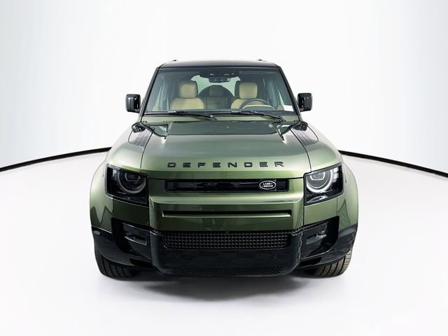 New 2026 Land Rover Defender 110 X-Dynamic SE image 2