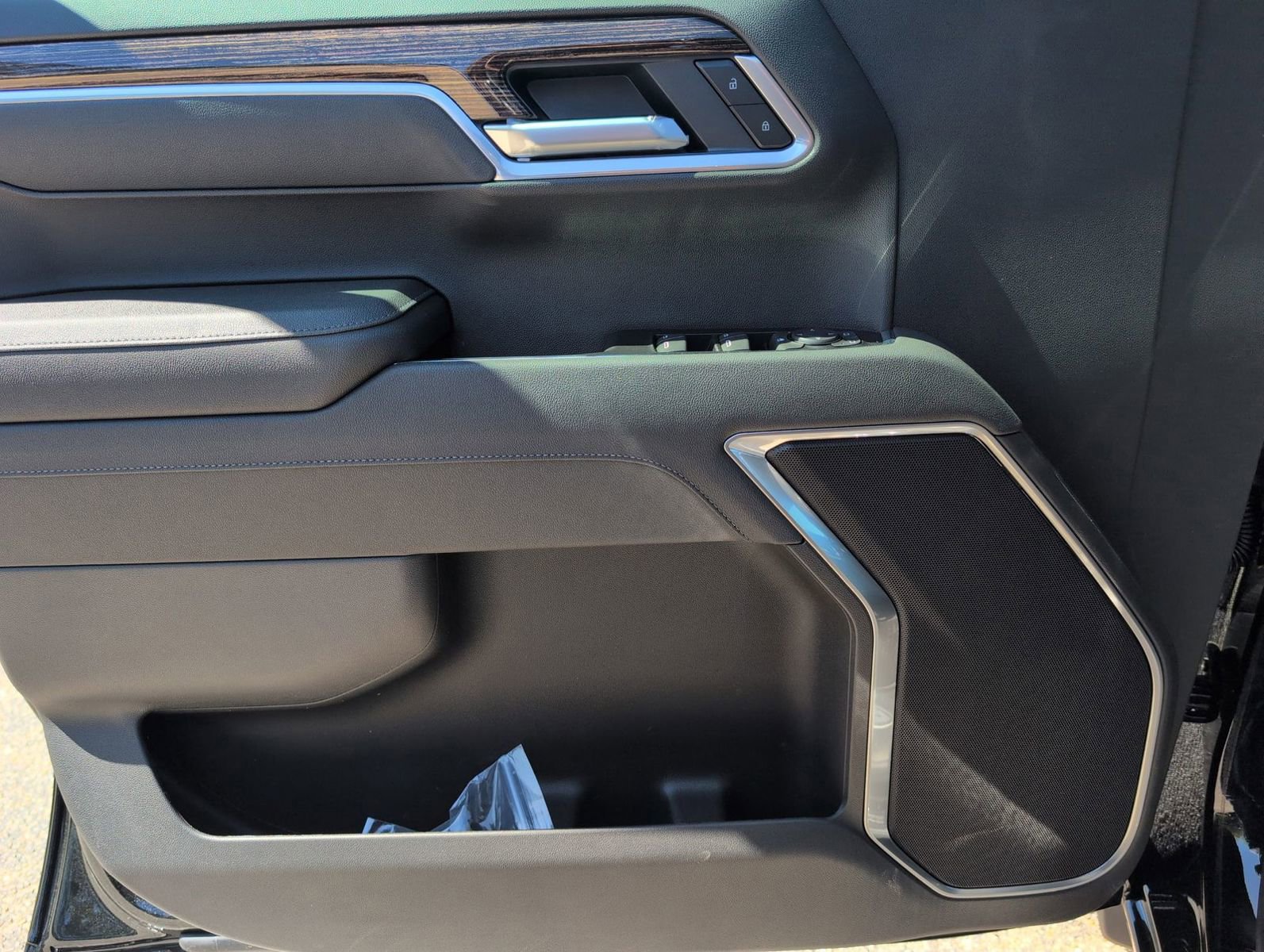 New 2026 GMC Sierra 1500 Elevation image 15