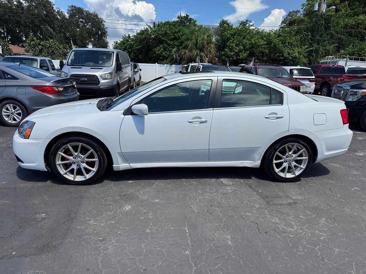 Used 2012 Mitsubishi Galant SE FWD image 5