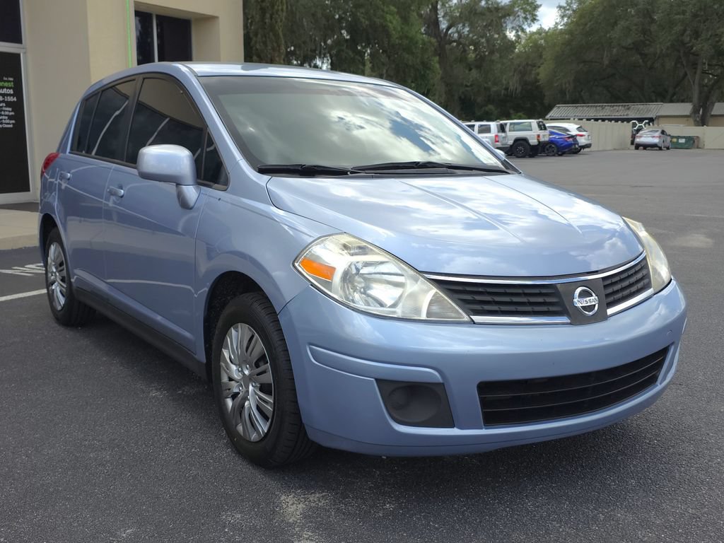 Used 2009 Nissan Versa 1.8 S FWD image 3