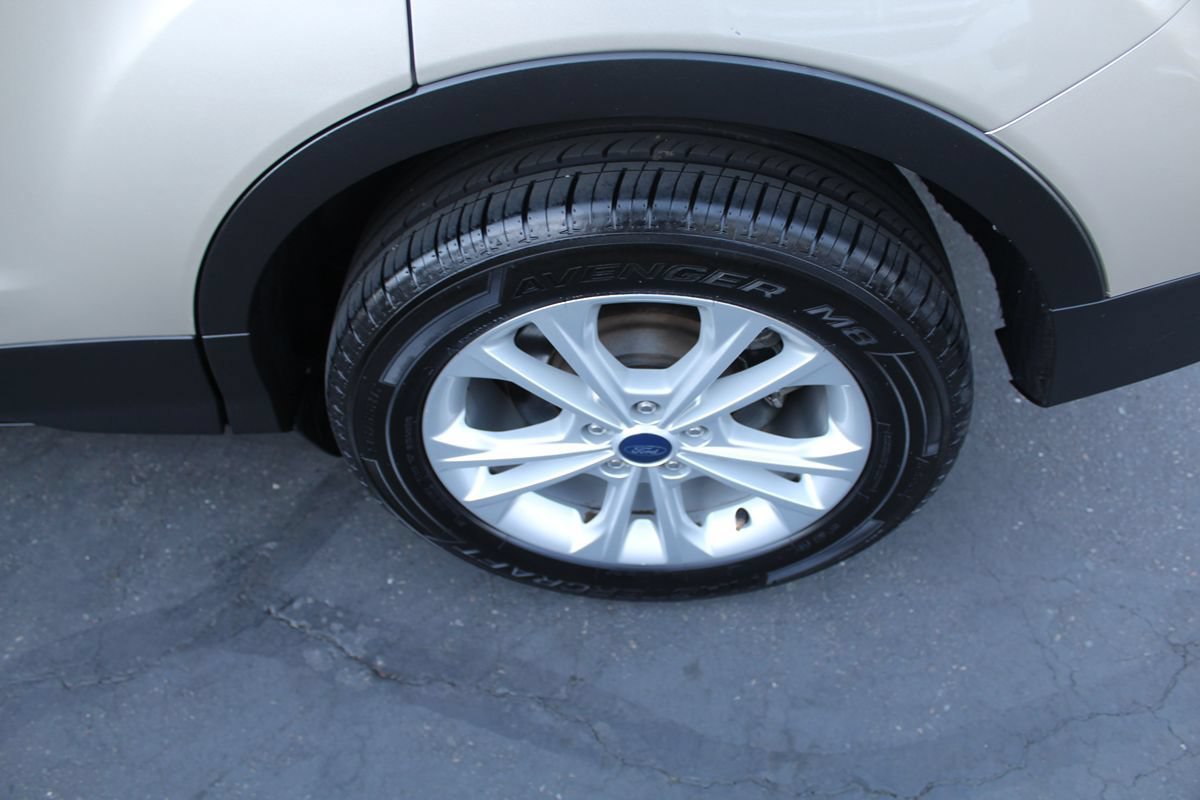 Used 2018 Ford Escape SEL FWD image 14