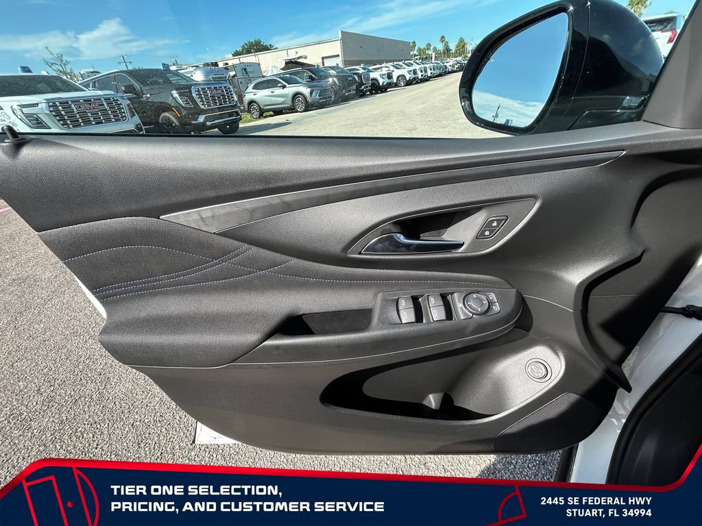 New 2026 Buick Envista Sport Touring w/ Convenience I Package FWD image 23