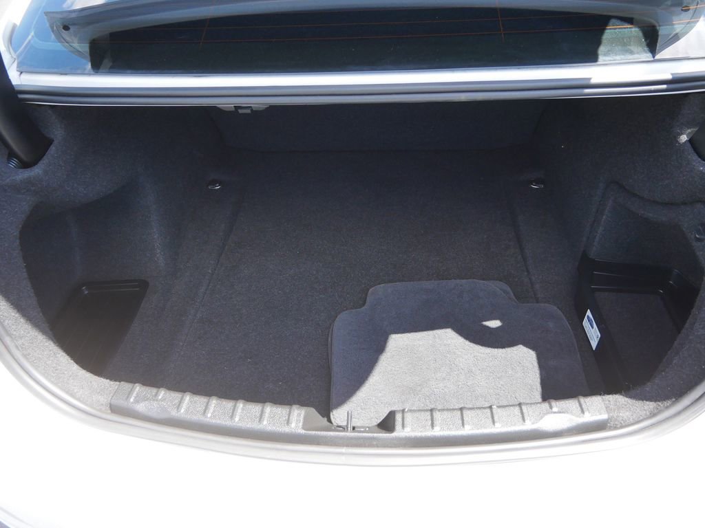 Used 2015 BMW 320i xDrive Sedan AWD/4WD image 9