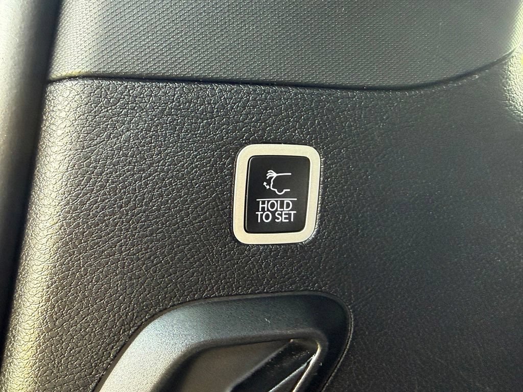 Certified 2023 Jeep Wagoneer 4WD image 37