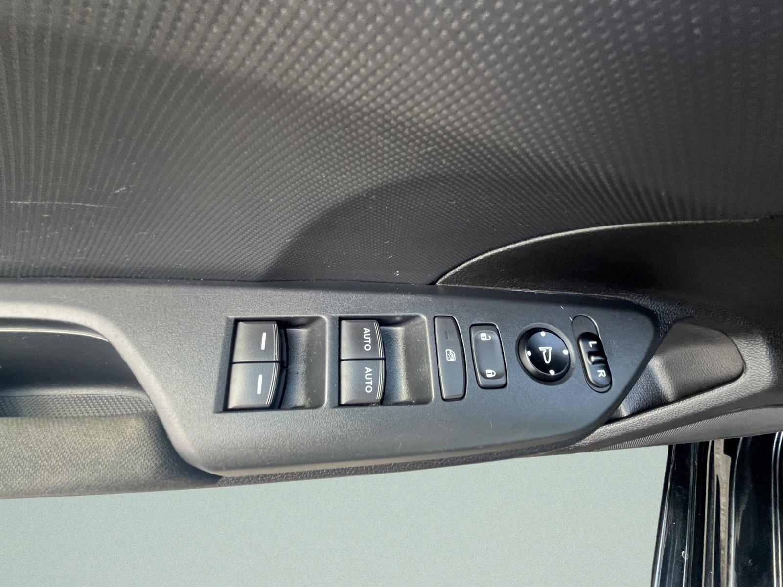 Used 2019 Honda Civic LX image 18