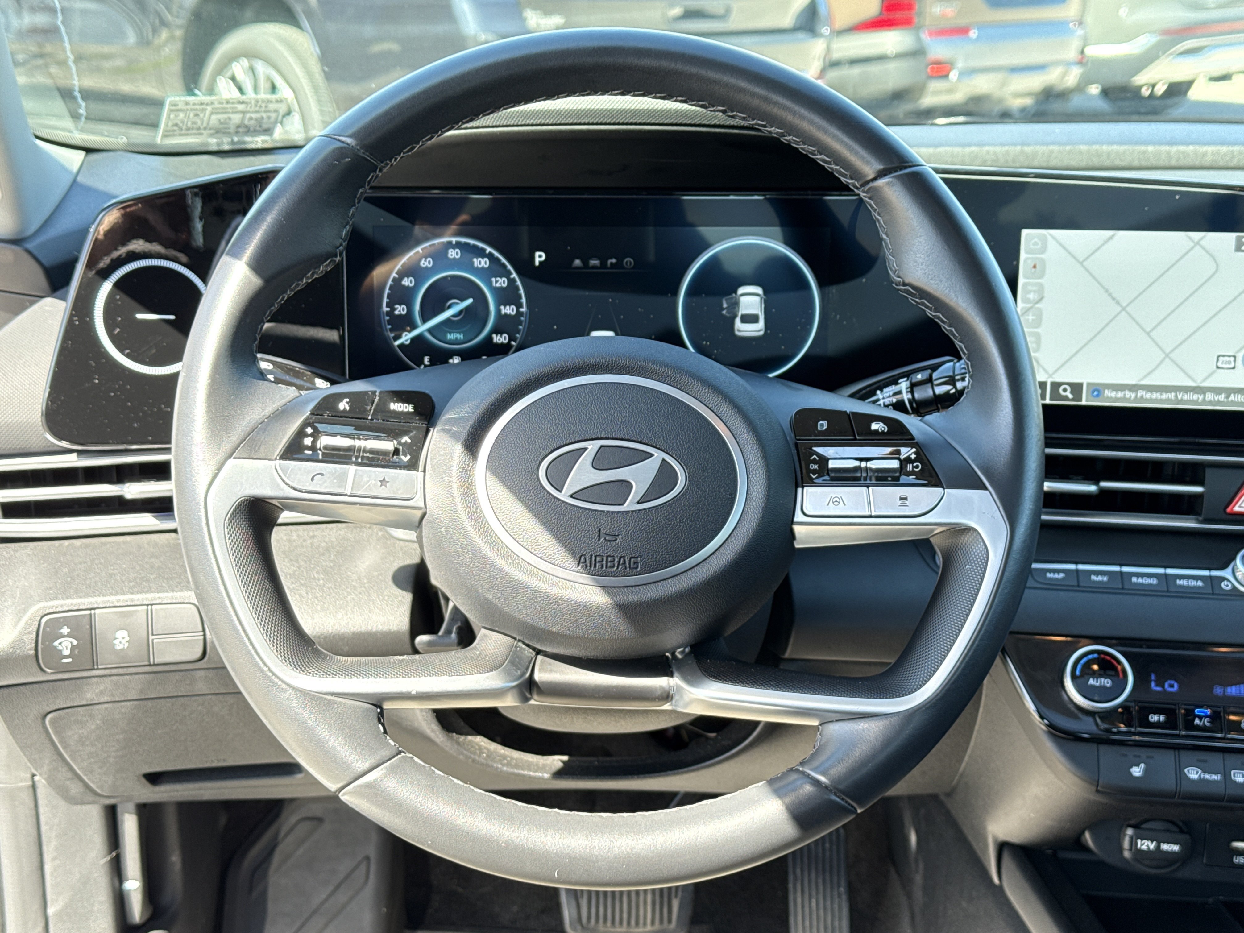 Certified 2025 Hyundai Elantra SEL FWD image 15