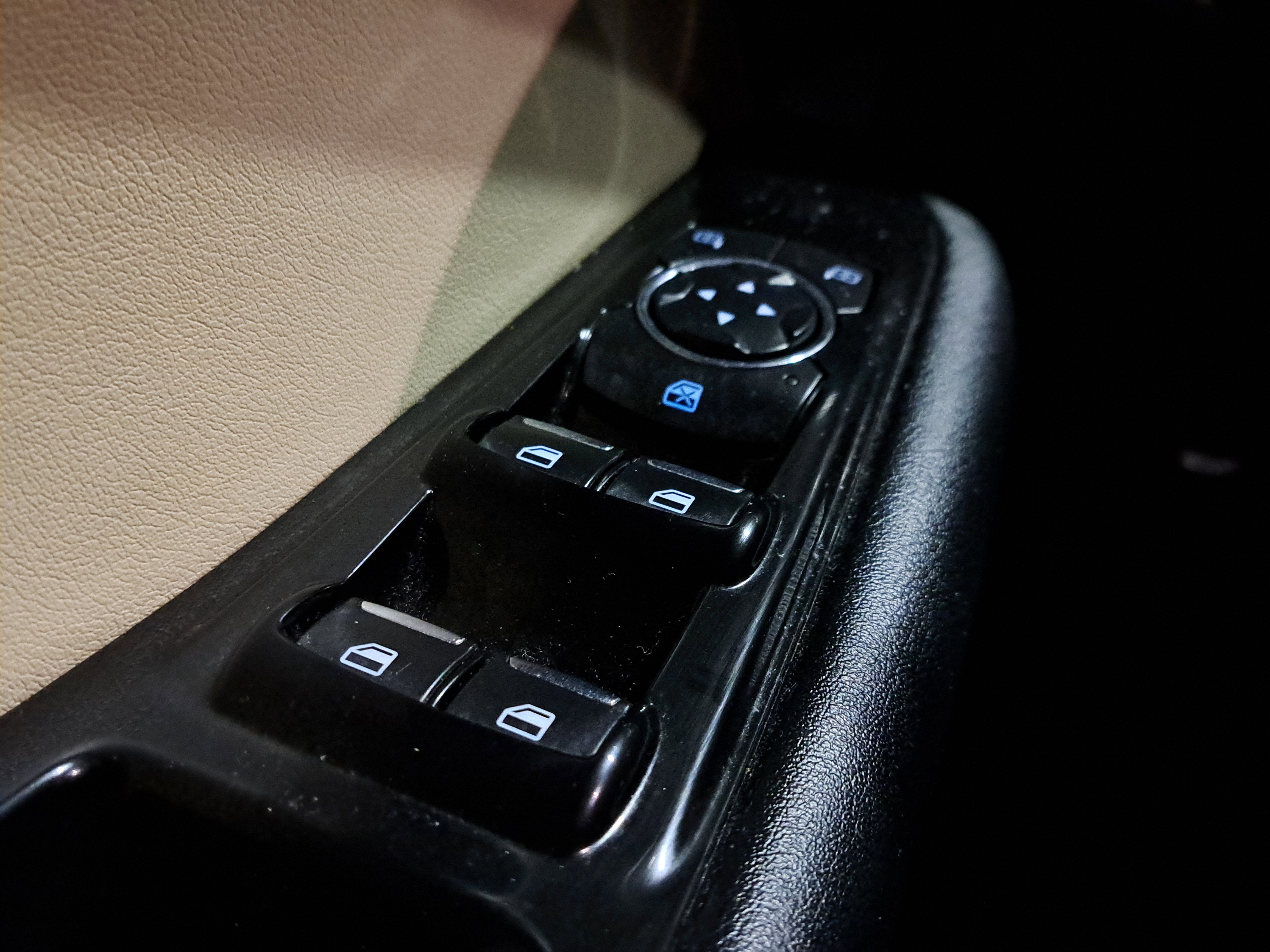 Used 2016 Ford Edge SEL w/ Equipment Group 201A image 22