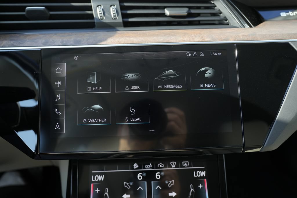 Used 2019 Audi e-tron Prestige AWD/4WD image 67