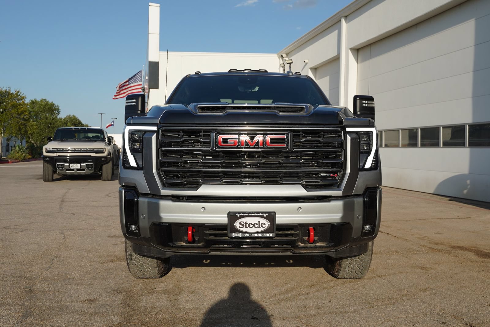 New 2026 GMC Sierra 2500 AT4 w/ AT4 Premium Plus Package AWD/4WD image 2