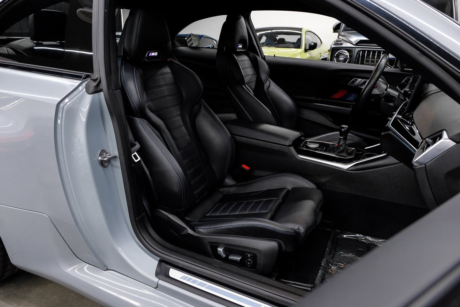 Used 2023 BMW M2 Base w/ Lighting Package image 42