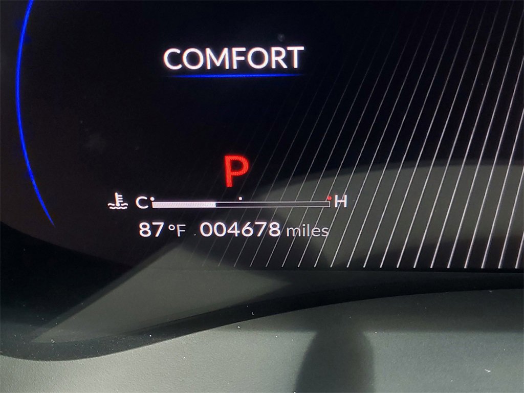 Used 2025 Acura TLX w/ Technology Package image 26