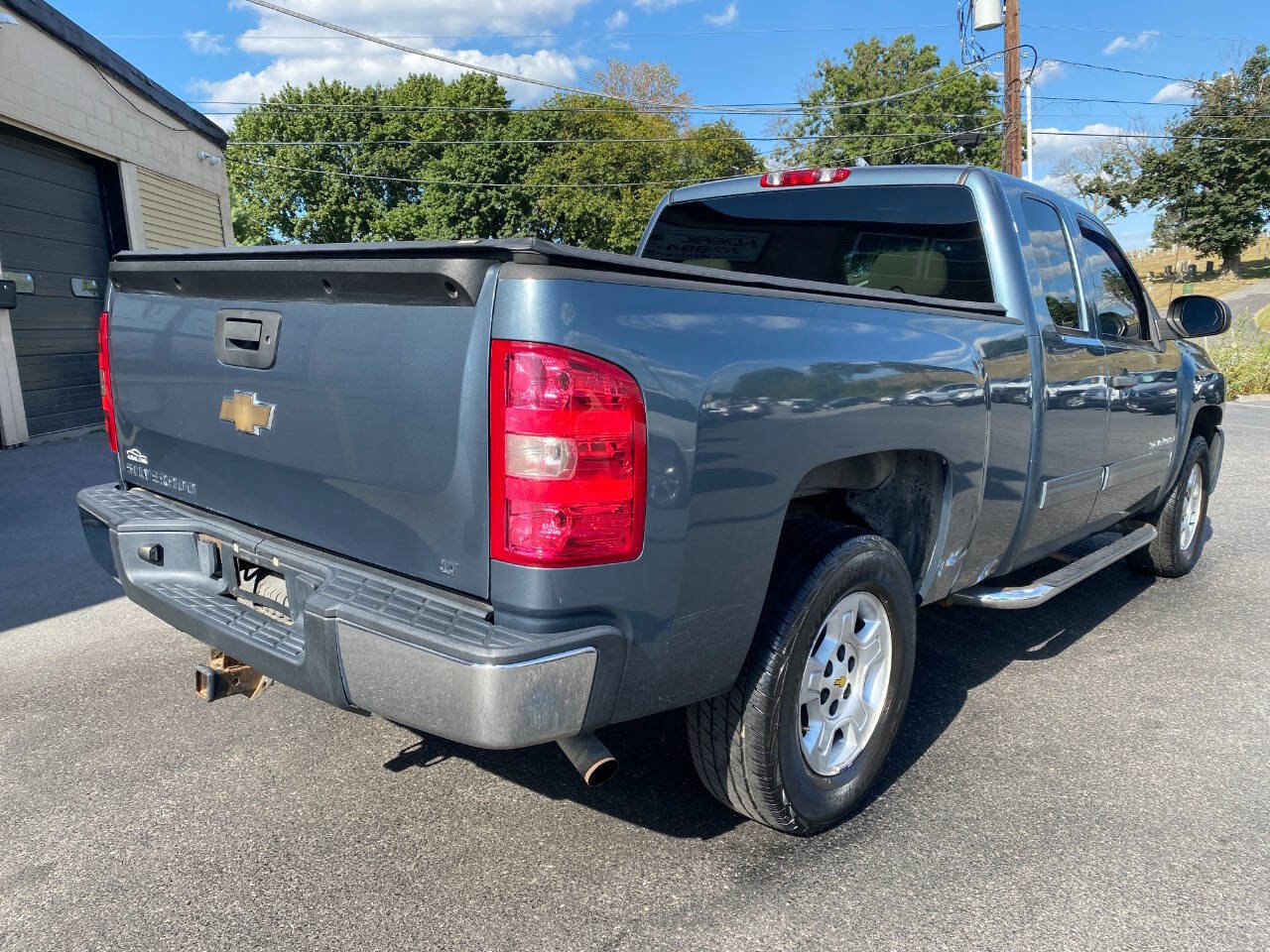 Used 2009 Chevrolet Silverado 1500 LT w/ Power Pack Plus image 3