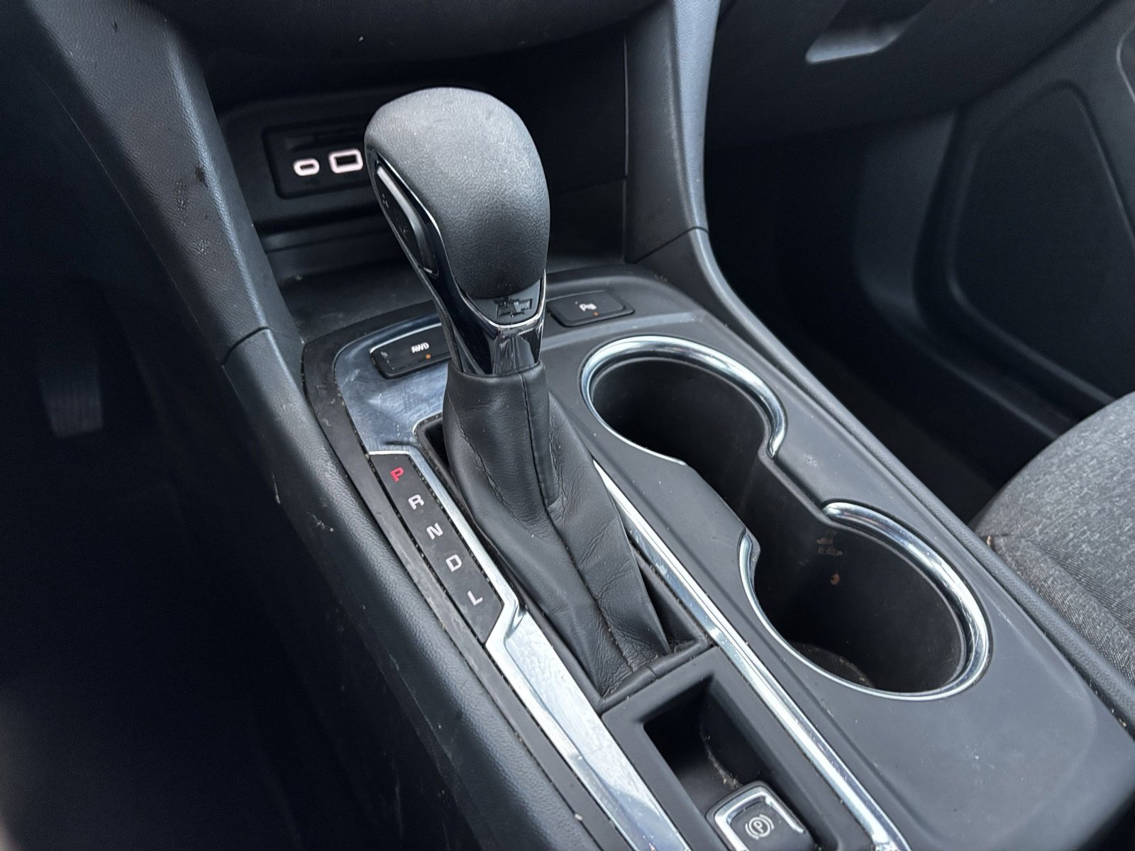 Used 2023 Chevrolet Equinox LT image 27