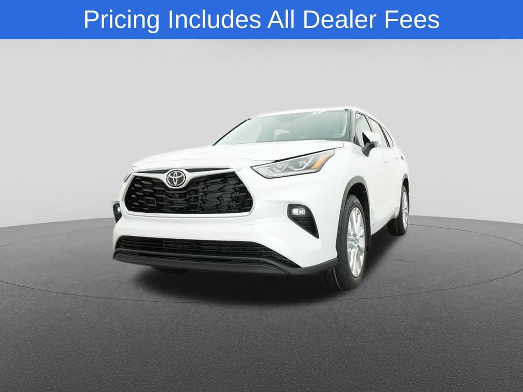 New 2026 Toyota Highlander Limited AWD/4WD image 32