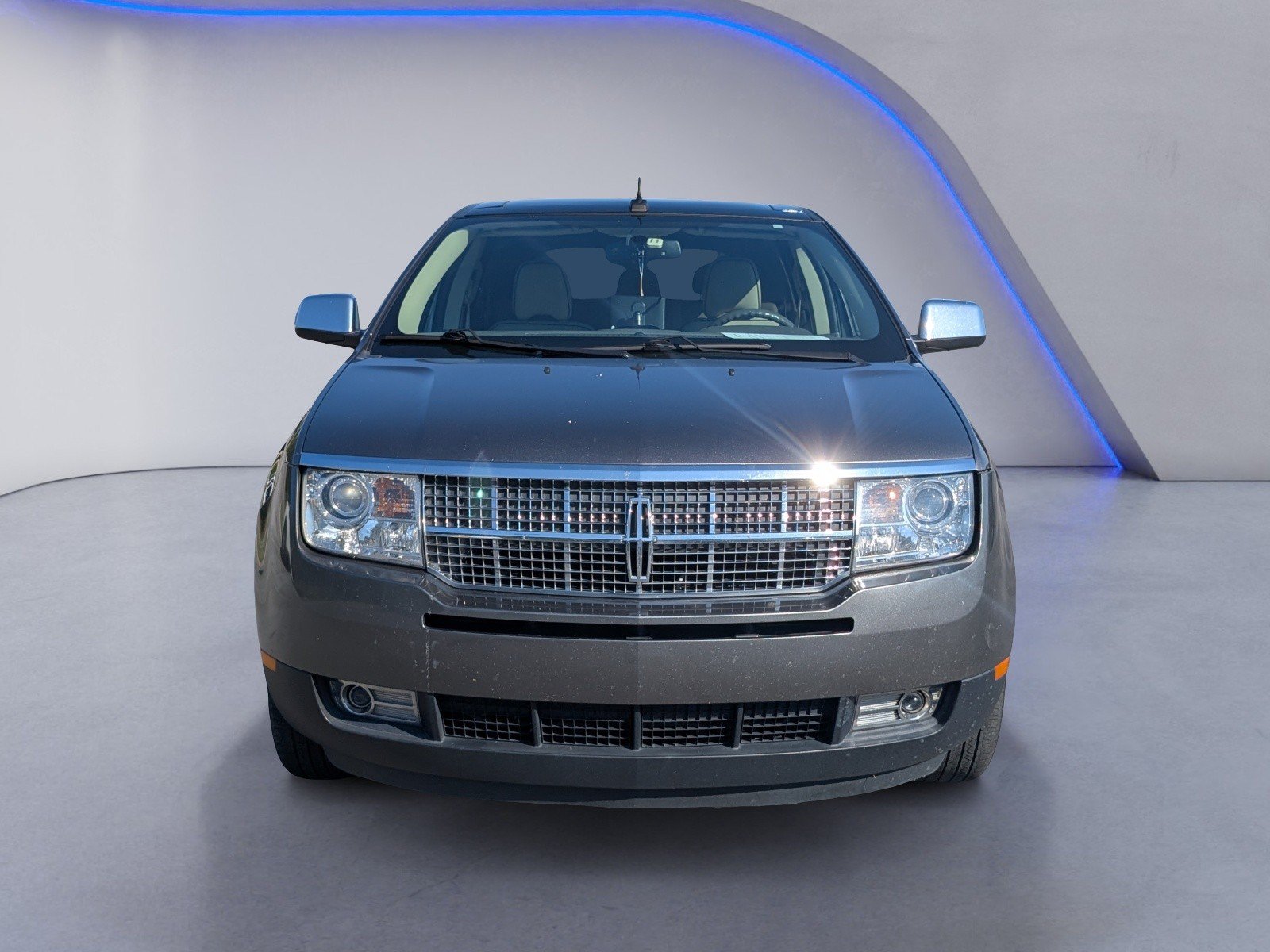 Used 2010 Lincoln MKX 2WD image 3