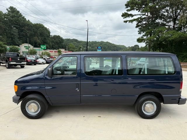 Used 2003 Ford E-350 and Econoline 350 Super Duty Wagon RWD image 75