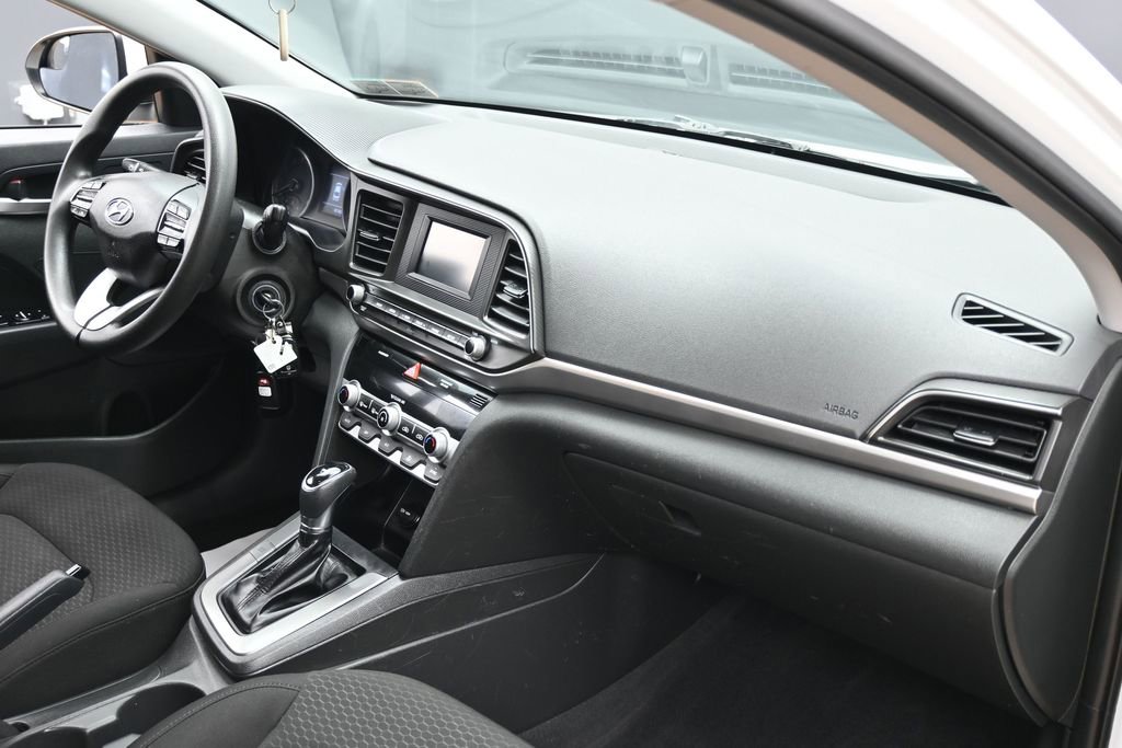 Used 2020 Hyundai Elantra SE w/ Cargo Package (C1) FWD image 36