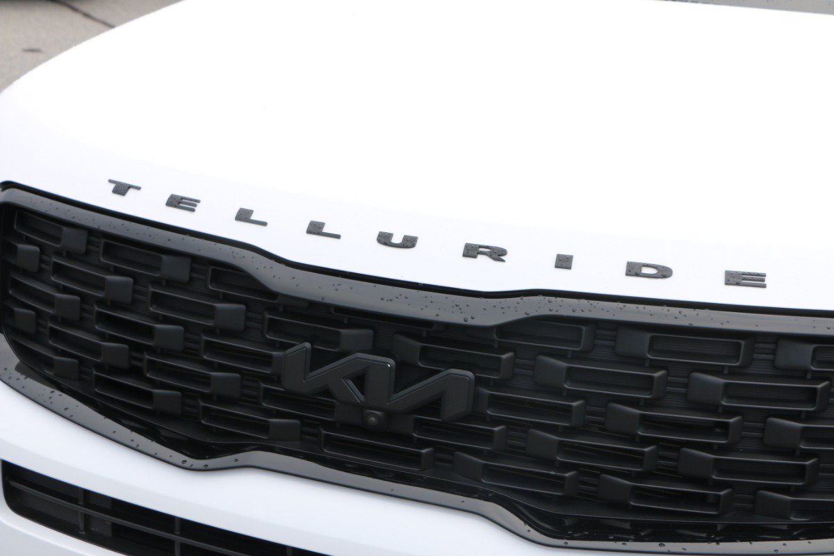 Used 2022 Kia Telluride SX w/ Nightfall Edition Package AWD/4WD image 12