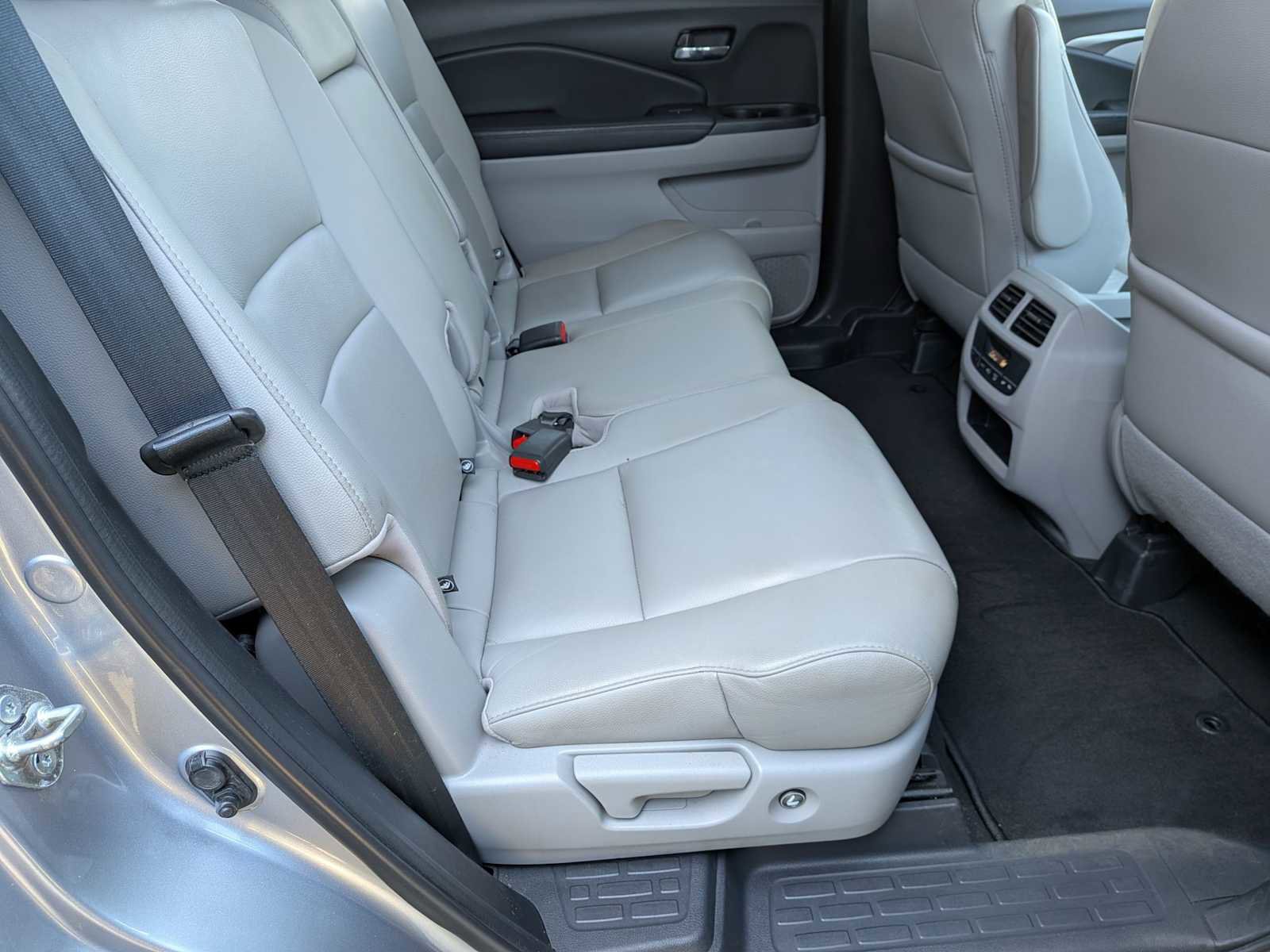 Used 2018 Honda Pilot EX-L image 20
