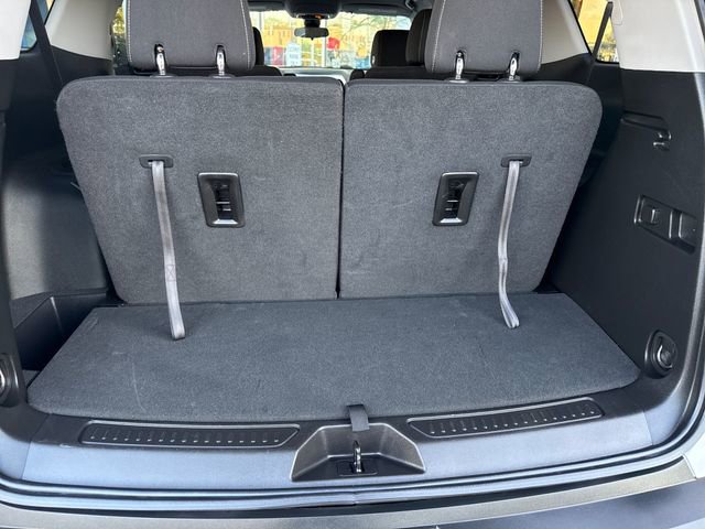 Certified 2023 GMC Acadia SLE image 22